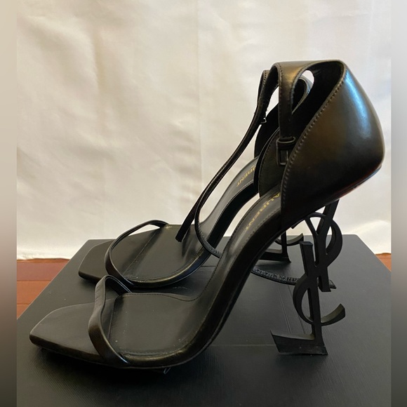 Gently Worn YSL Opyum Leather strap Sandal Size 8.5 - Picture 5 of 8